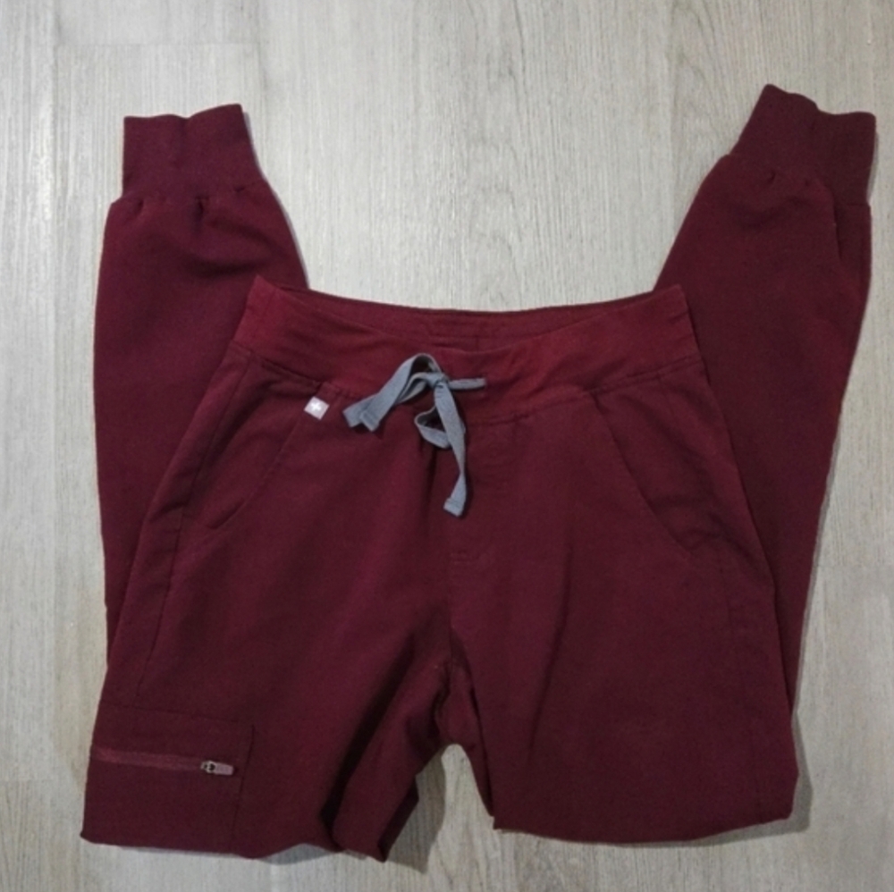 FIGS Burgundy Scrub Zamora Jogger Pants, SIZE XS